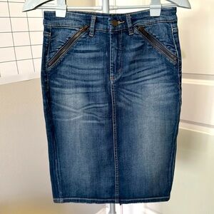 Vintage y2k faded Bodice Distressed stone Cottage Coastal Western biker skater